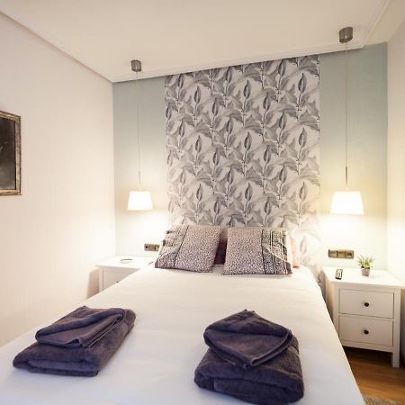 Cosy Room - Guggen º Parking Free Bilbao Ngoại thất bức ảnh