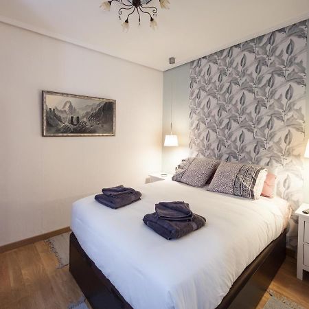 Cosy Room - Guggen º Parking Free Bilbao Ngoại thất bức ảnh