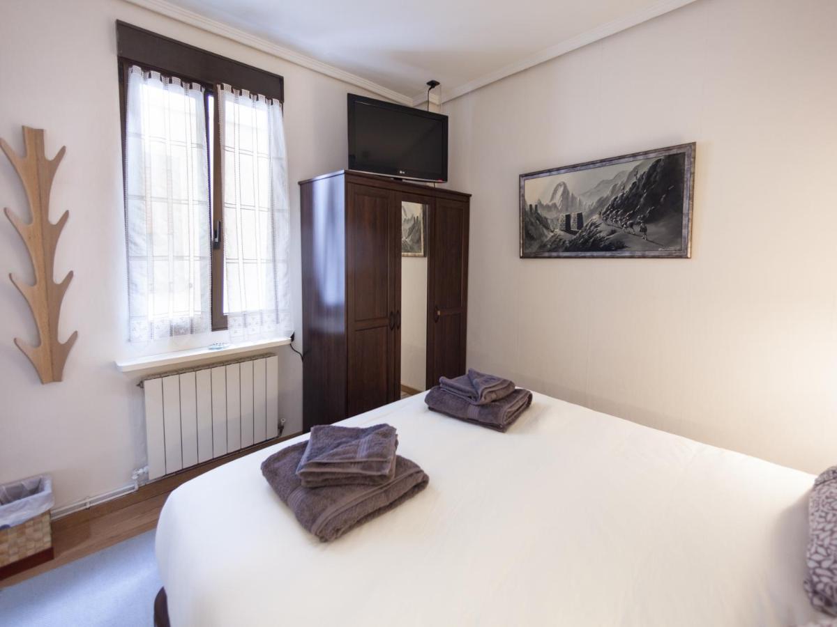 Cosy Room - Guggen º Parking Free Bilbao Ngoại thất bức ảnh
