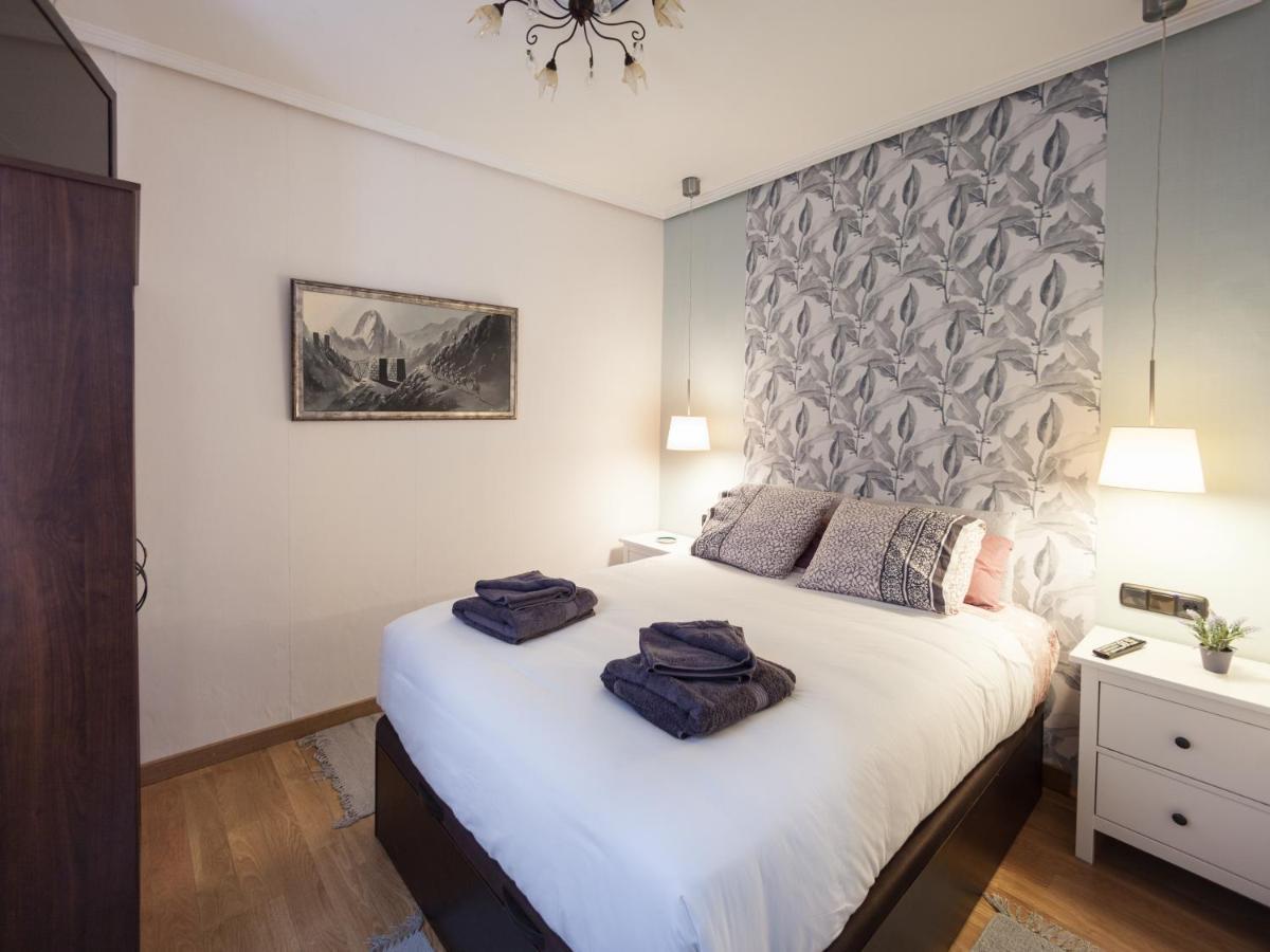 Cosy Room - Guggen º Parking Free Bilbao Ngoại thất bức ảnh